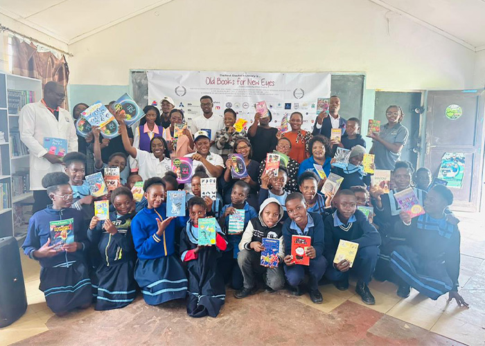 Simon Mwansa Kapwepwe Primary School library stocked with donated books